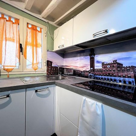 Mezzanino Al Porrione Apartment เซียนา ภายนอก รูปภาพ